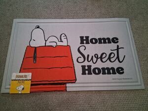 Peanuts Snoopy Red Doghouse Home Sweet Home Door Mat Rubber Floor Rug 18x30 NWT